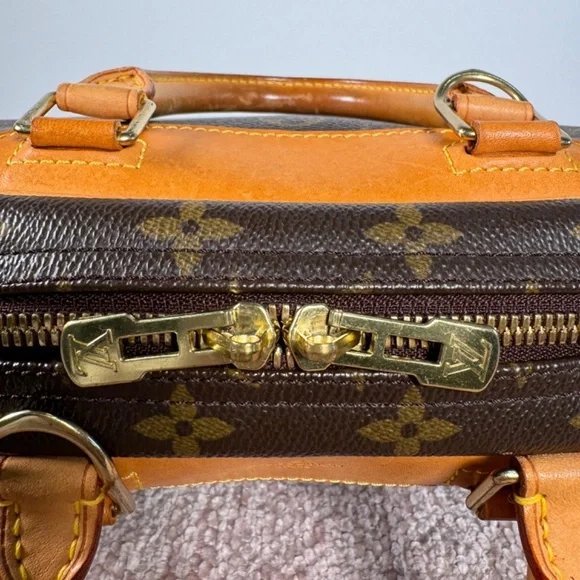 Louis Vuitton Trouville Monogram - Picture 11 of 16